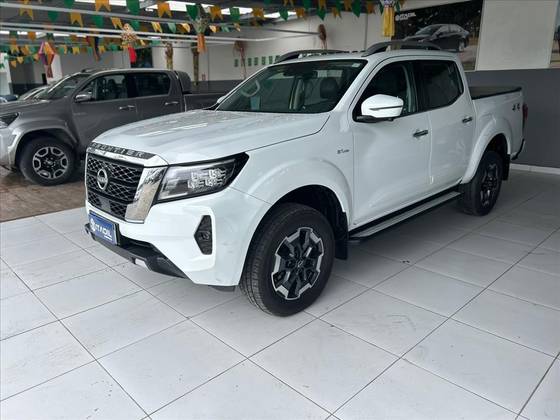 NISSAN FRONTIER 2.3 16V TURBO DIESEL PLATINUM CD 4X4 AUTOMÁTICO NISSAN FRONTIER 2.3 16V TURBO DIESEL PLATINUM CD 4X4 AUTOMÁTICO